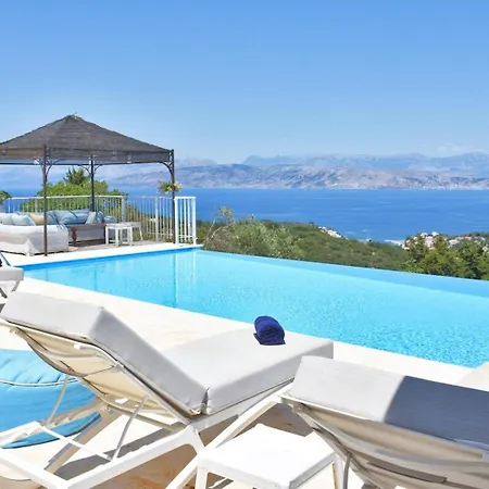 Helion Heated Pool 빌라 Kellia