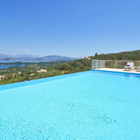 Helion Heated Pool Villa *