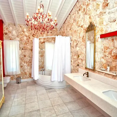 Helion Heated Pool Villa *